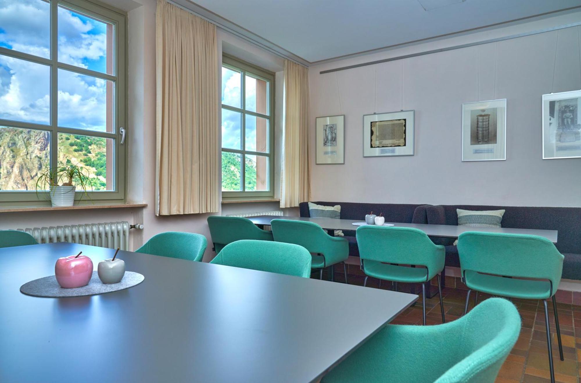 فندق Ev.Familienferien-Und Bildungsstaette Ebernburg Bad Münster am Stein-Ebernburg المظهر الخارجي الصورة