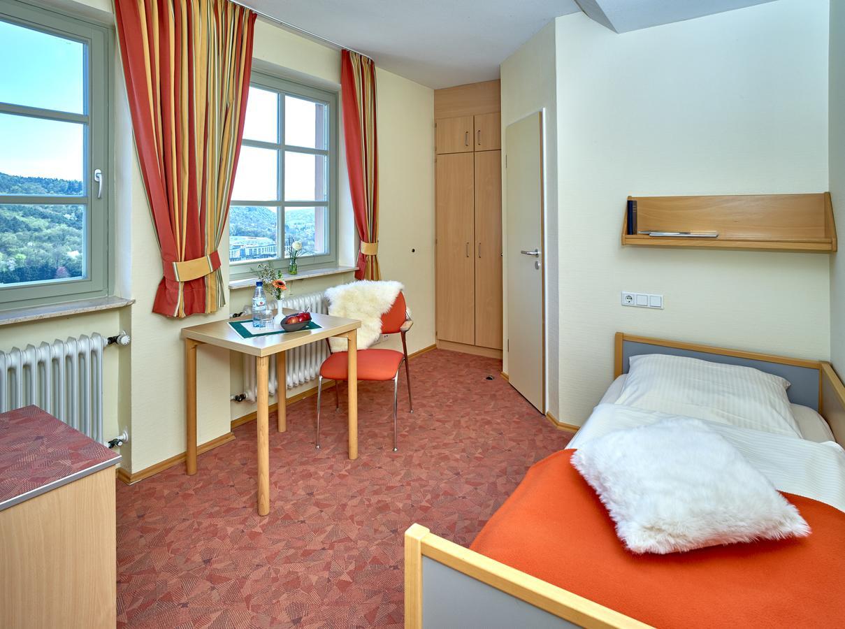 فندق Ev.Familienferien-Und Bildungsstaette Ebernburg Bad Münster am Stein-Ebernburg المظهر الخارجي الصورة