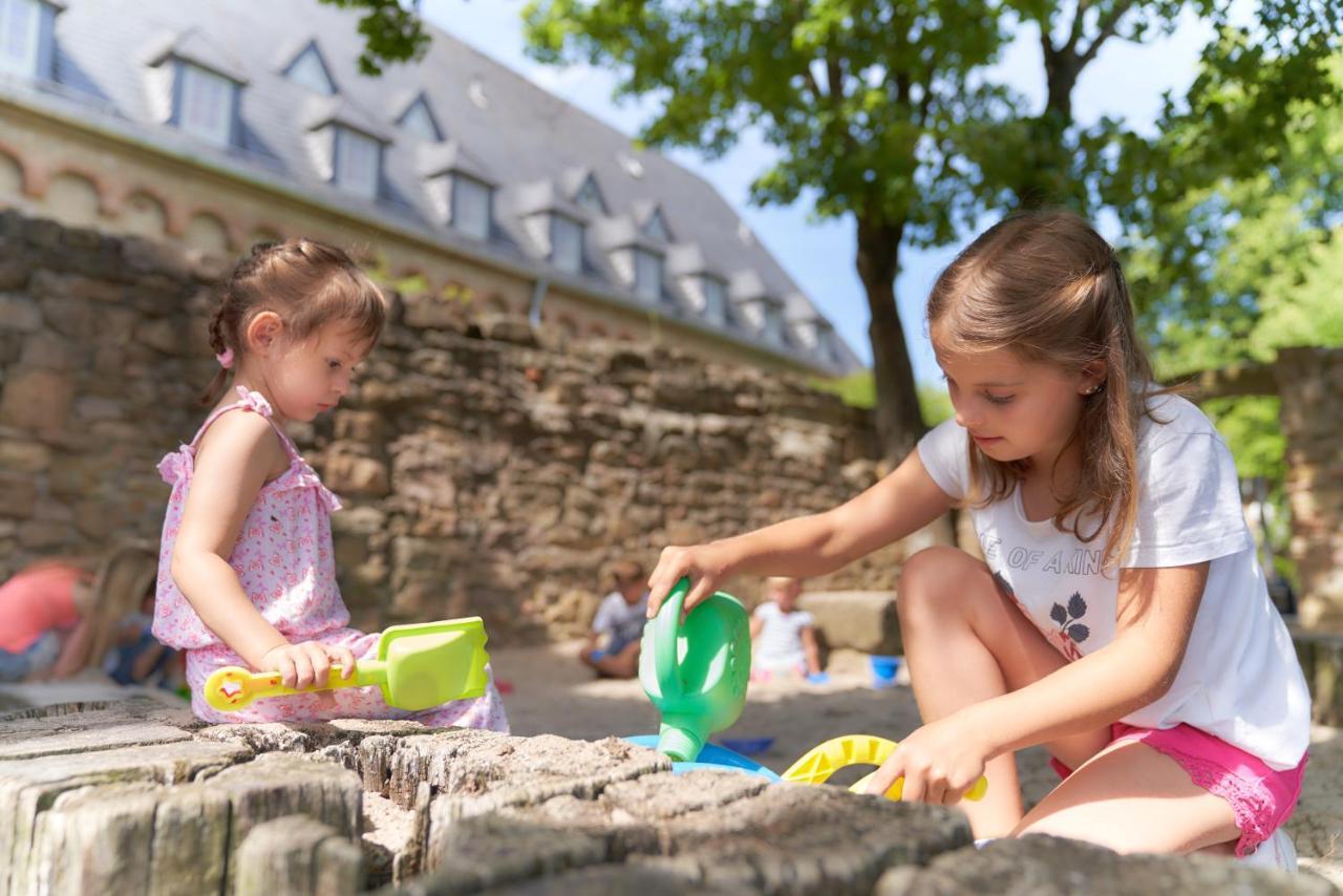 فندق Ev.Familienferien-Und Bildungsstaette Ebernburg Bad Münster am Stein-Ebernburg المظهر الخارجي الصورة